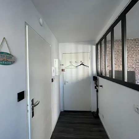 Apartment Renove Au Port Avec Terrasse Et Wifi *